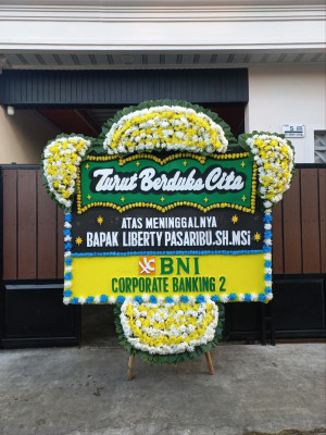 Papan Bunga Duka di Bunga Tanjung